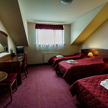 Zajazd Pod Borem Głogów Małopolski Extérieur photo