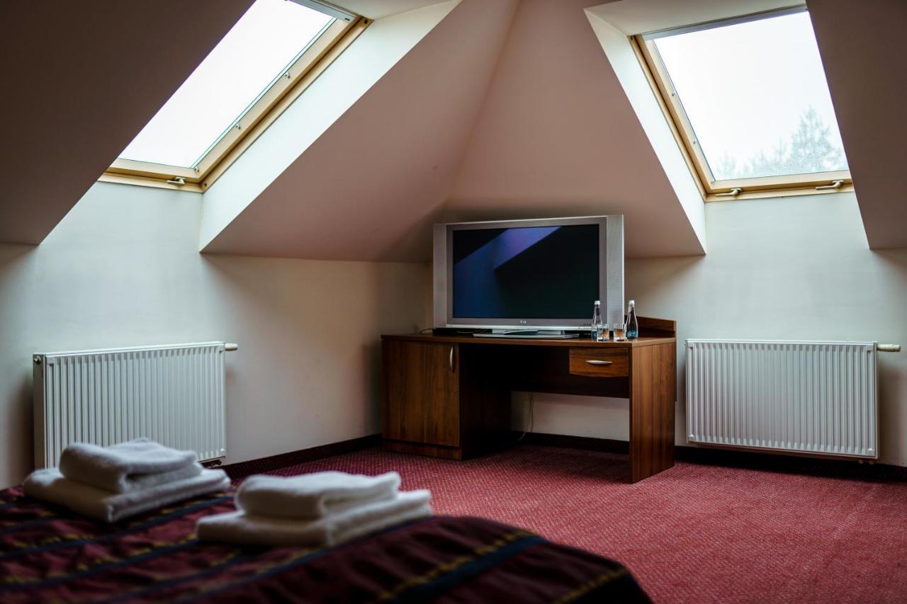 Zajazd Pod Borem Głogów Małopolski Extérieur photo